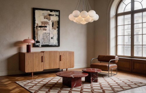 Designerska komoda w okleinie orzechowej No.1